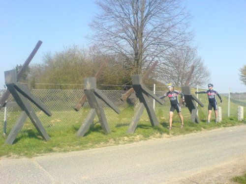 EISENSCHWEINKADER | Don Eule und sein Gefährte im Kampf gegen den Wind DSC01423.sized Don Eule und sein Gefährte im Kampf gegen den Wind