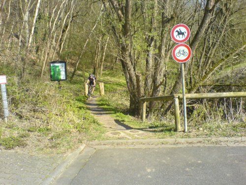 EISENSCHWEINKADER | Bildergeschichte Ostermontag oder Die Leiden des Johannes Orbrunner Schlucht.sized Bildergeschichte Ostermontag oder Die Leiden des Johannes